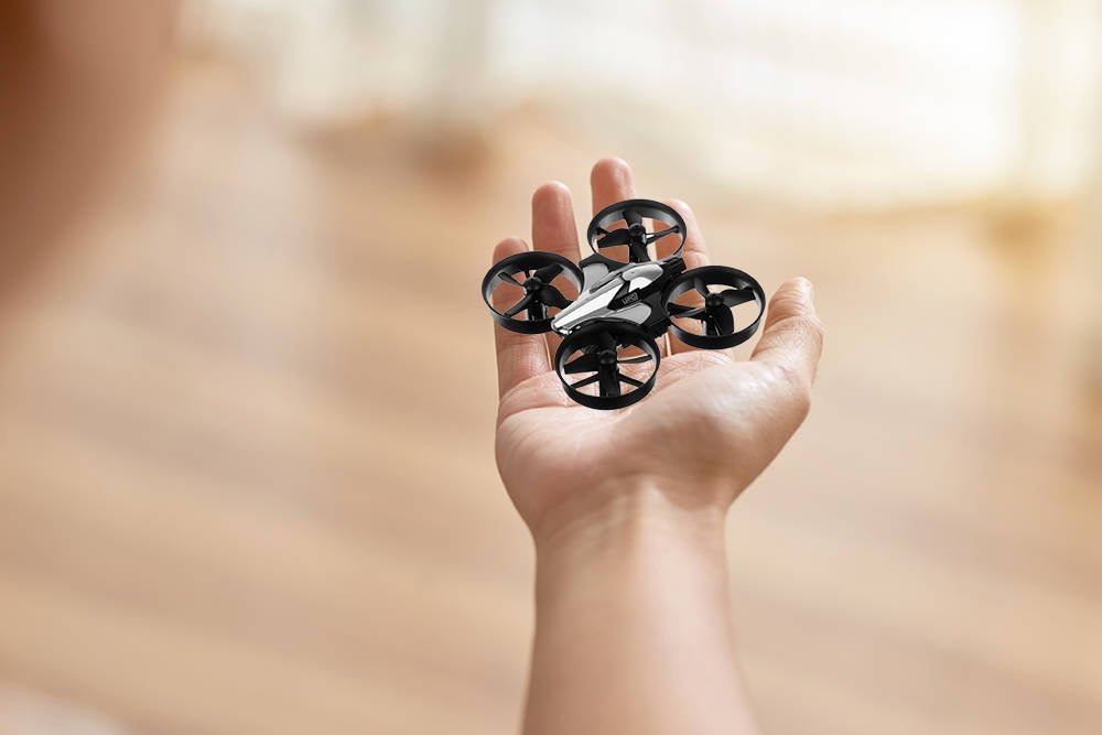 Távirányítós, akrobatikus mini drón trükkökel (BB11403) (7)