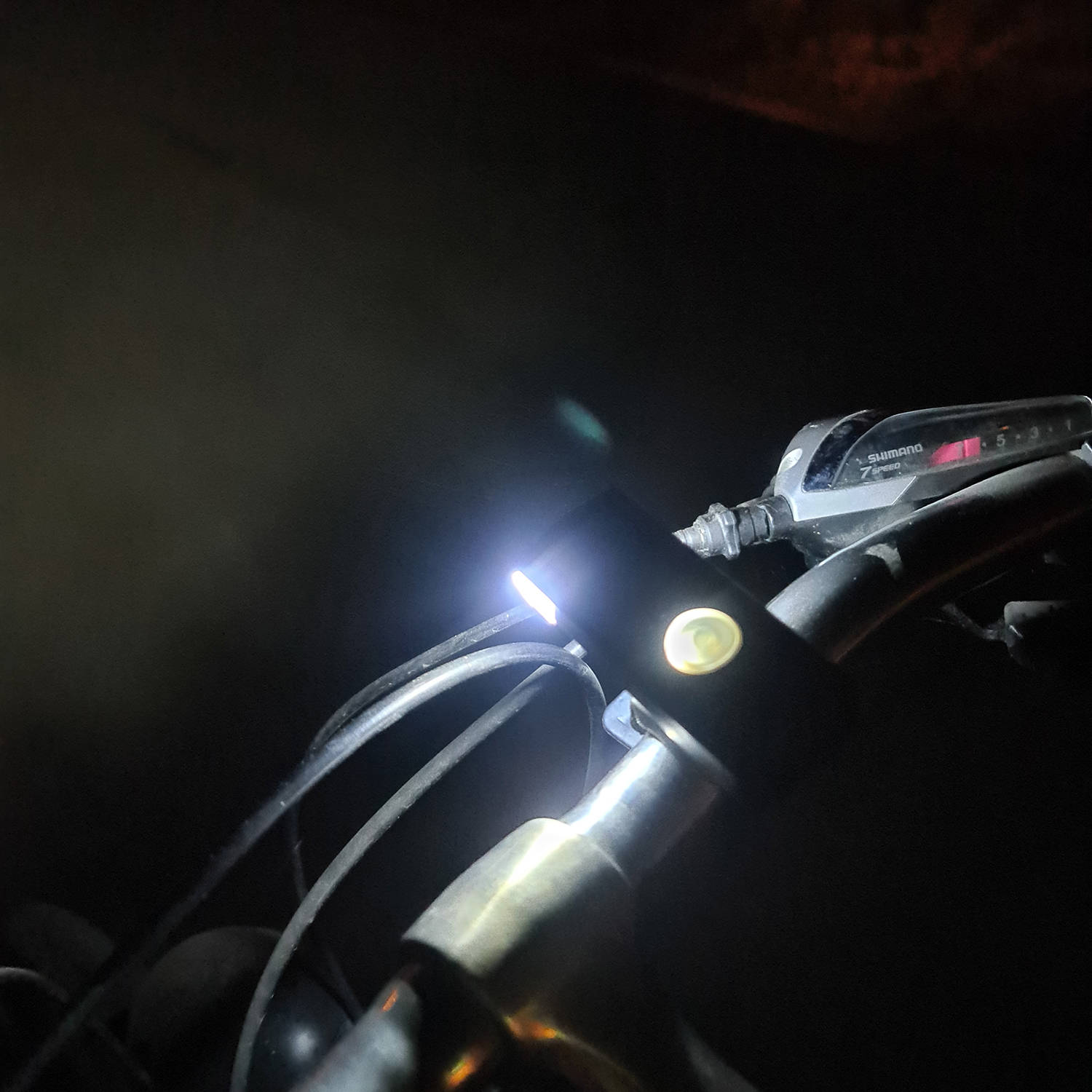 2in1 első és hátsó kerékpár lámpa – USB-ről tölthető (BB18670) (14)