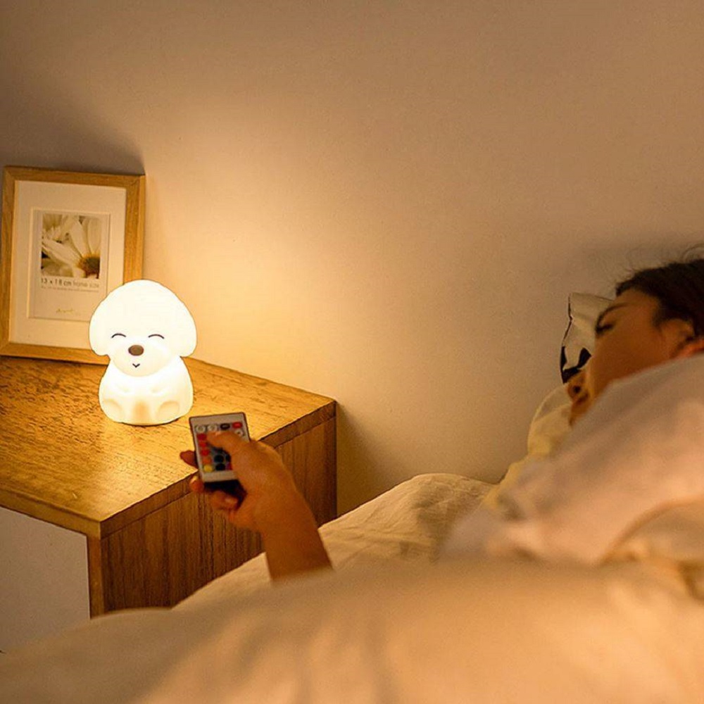 Kiskutyás éjjeli lámpa távirányítóval – 4 világítási mód, 16 különböző szín – 14 x 10 x 9 cm, fehér (BB-15143) (11)