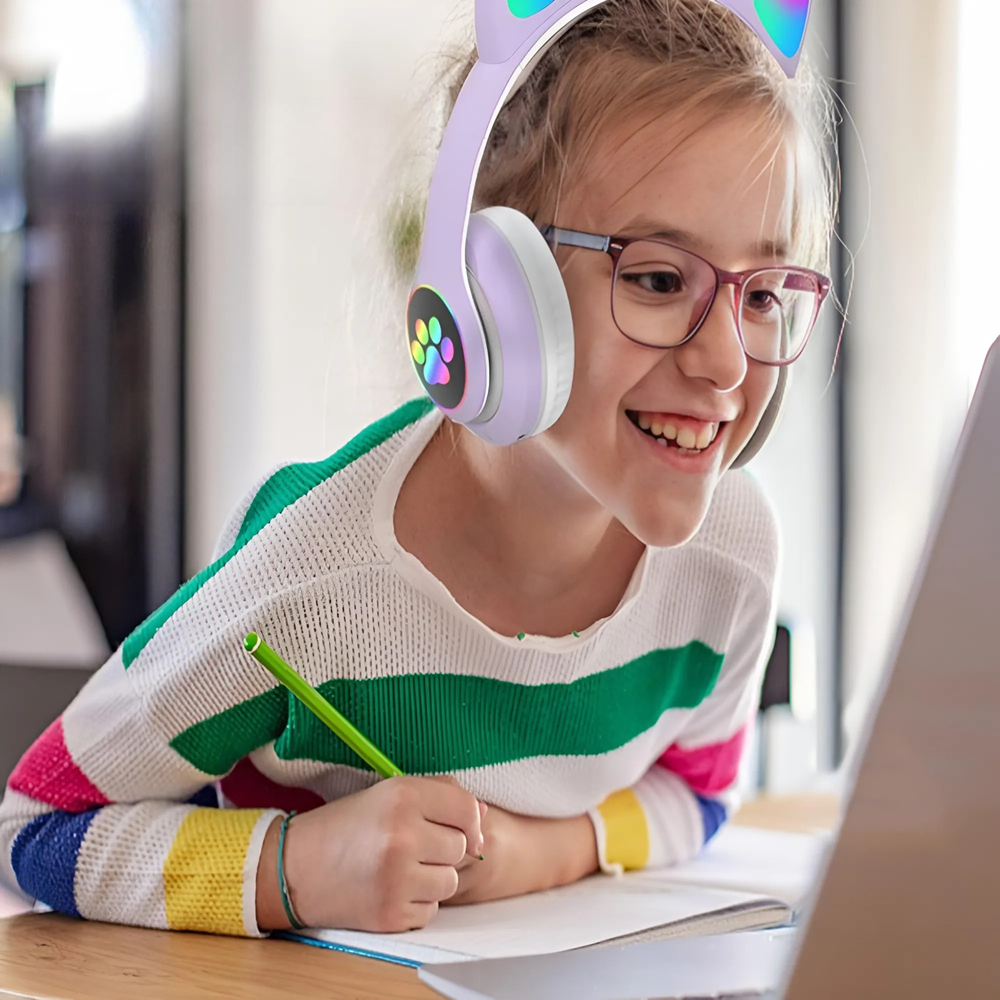 Cicafüles_vezeték_nélküli_fejhallgató_lila1