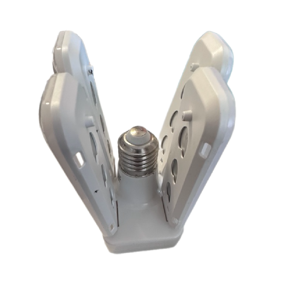 Energiatakarékos négy ágú LED lámpa – hatékony megoldás nagyobb terek megvilágítására 5