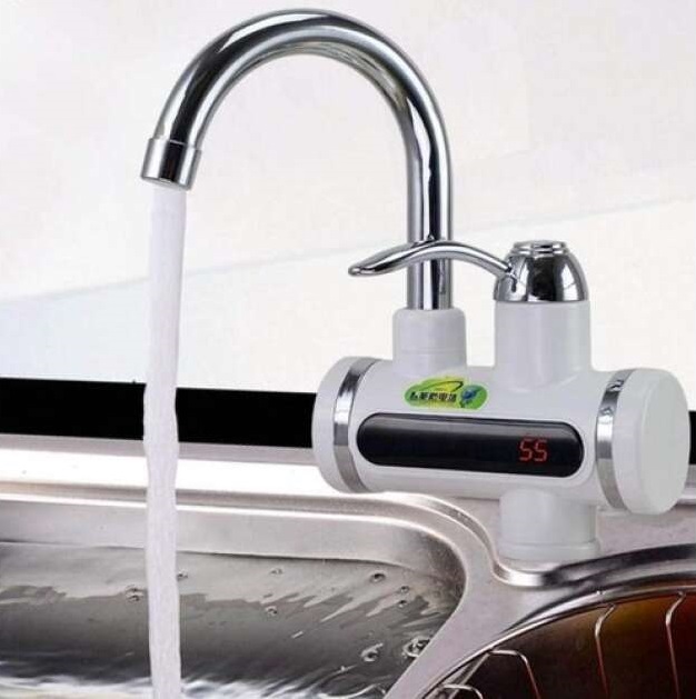 LED kijelzős átfolyós vízmelegítő 3 kW teljesítménnyel, függőleges csatlakozóval (BBL) (1)