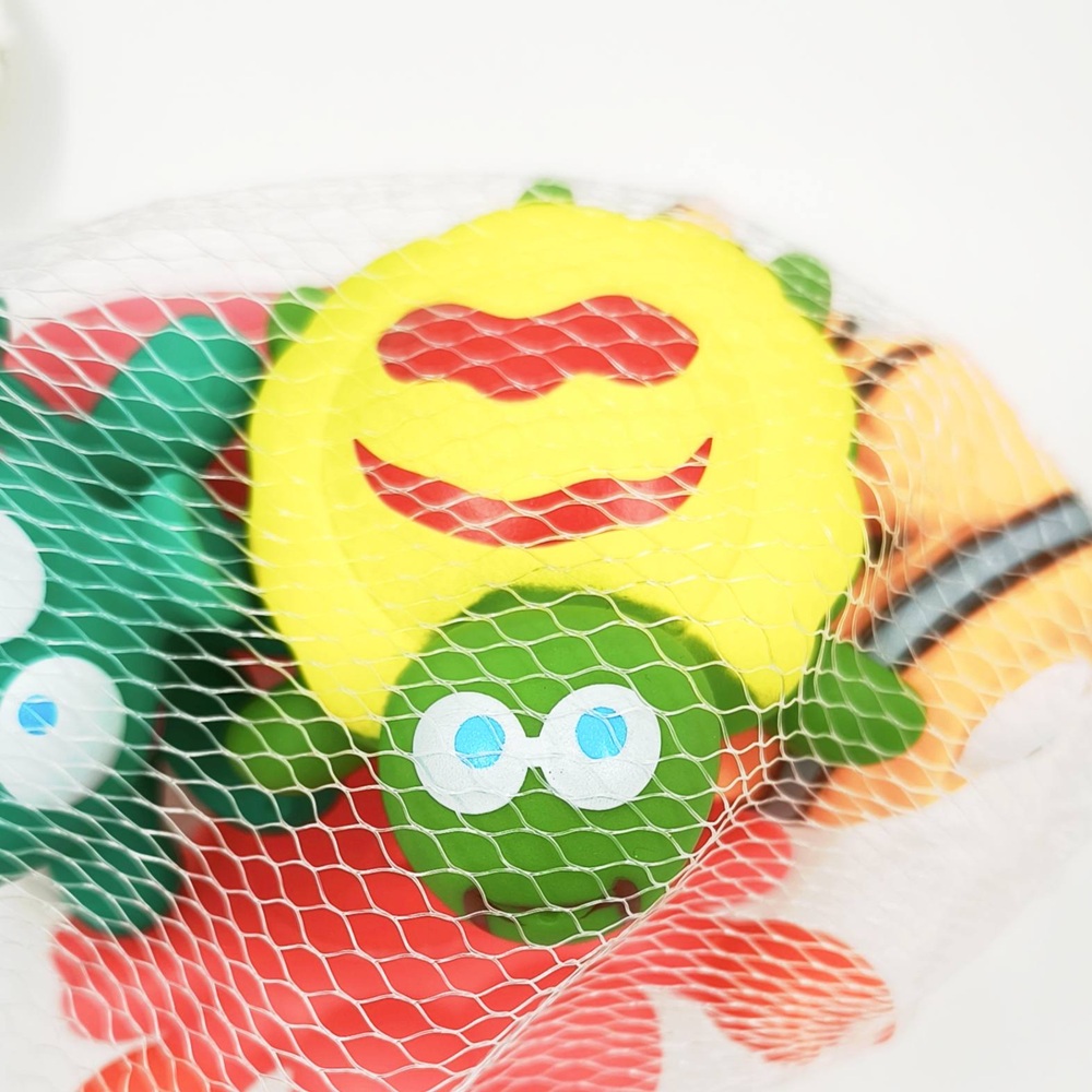 Vízben úszó tengeri állatok fürdőjáték babáknak pancsoláshoz 3